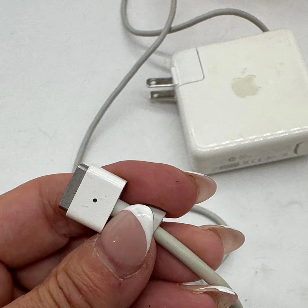 Apple White Charging Block 85W Mag Safe Charging Block for Mac